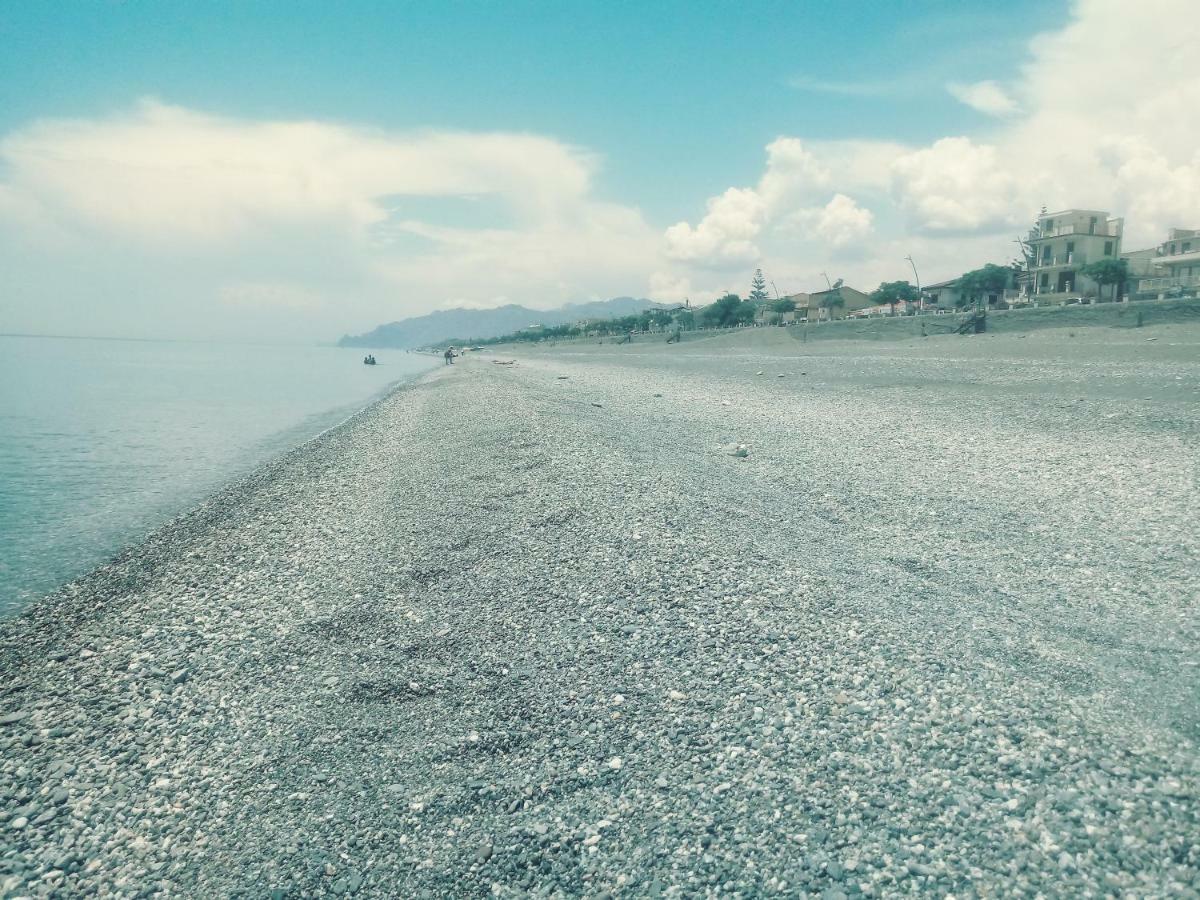 Centrocitta Beach Roccalumera Exteriér fotografie