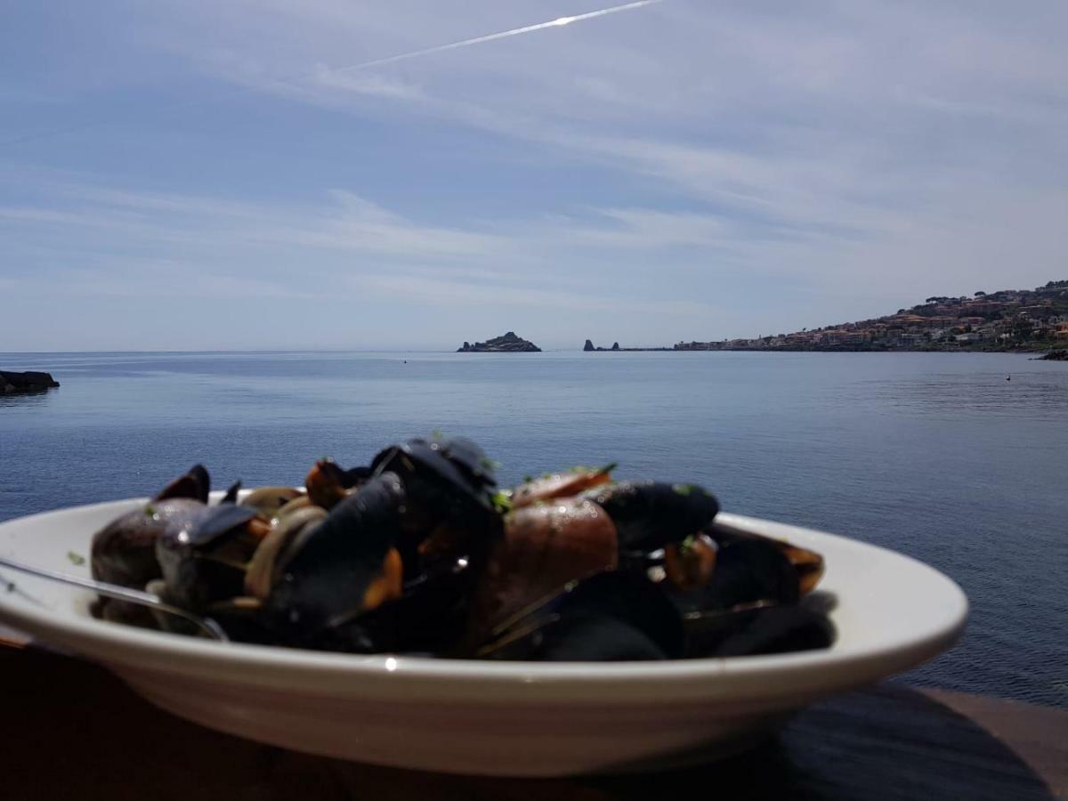 Centrocitta Beach Roccalumera Exteriér fotografie